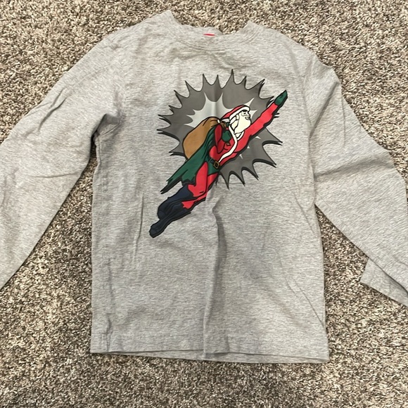 Kids Xmas Top Bundle.  Size 6-7. - Picture 5 of 5